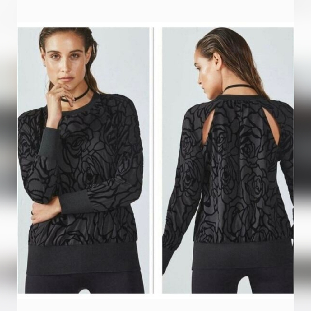 Fabletics Lola Black Rose Flock L/S Top, L, Style#SB1618101-2249-17050